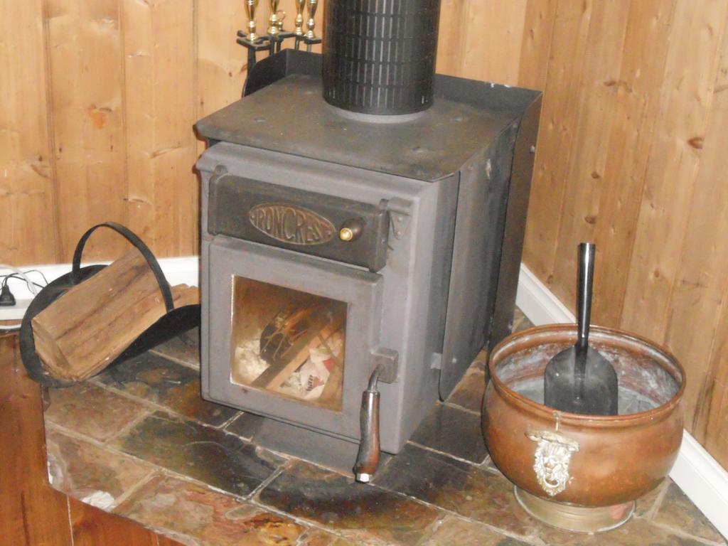 Astley Cottage Daylesford Room photo